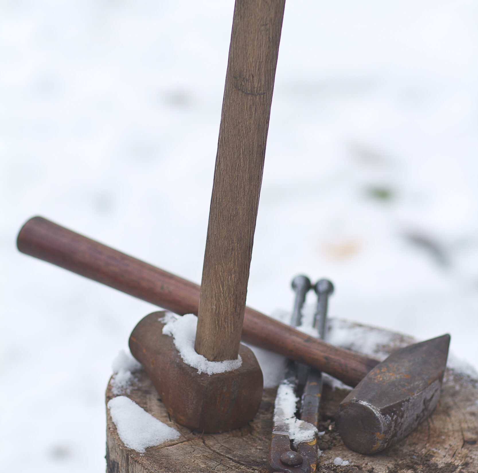 Snowed tools.