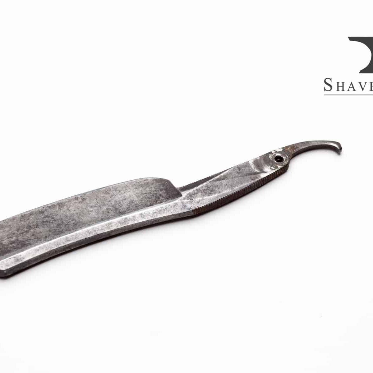 Antique Wade and Butcher Straight Razor in Ox Horn Scales (6 of 9)